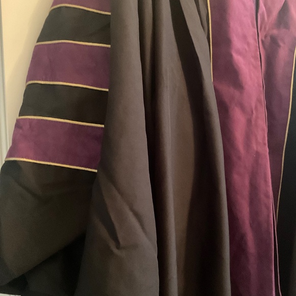 PHD Doctoral Gown graduation, purple black, NWOT, size 51” - Picture 7 of 14